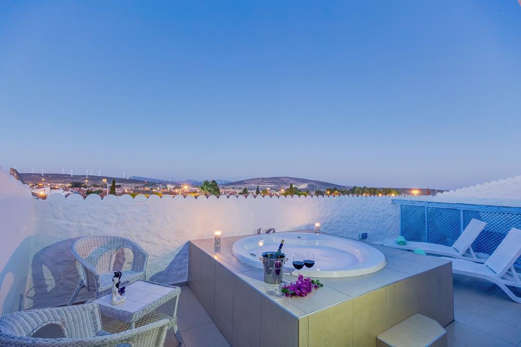 Lale Lodge Hotel Alaçatı Exteriör bild