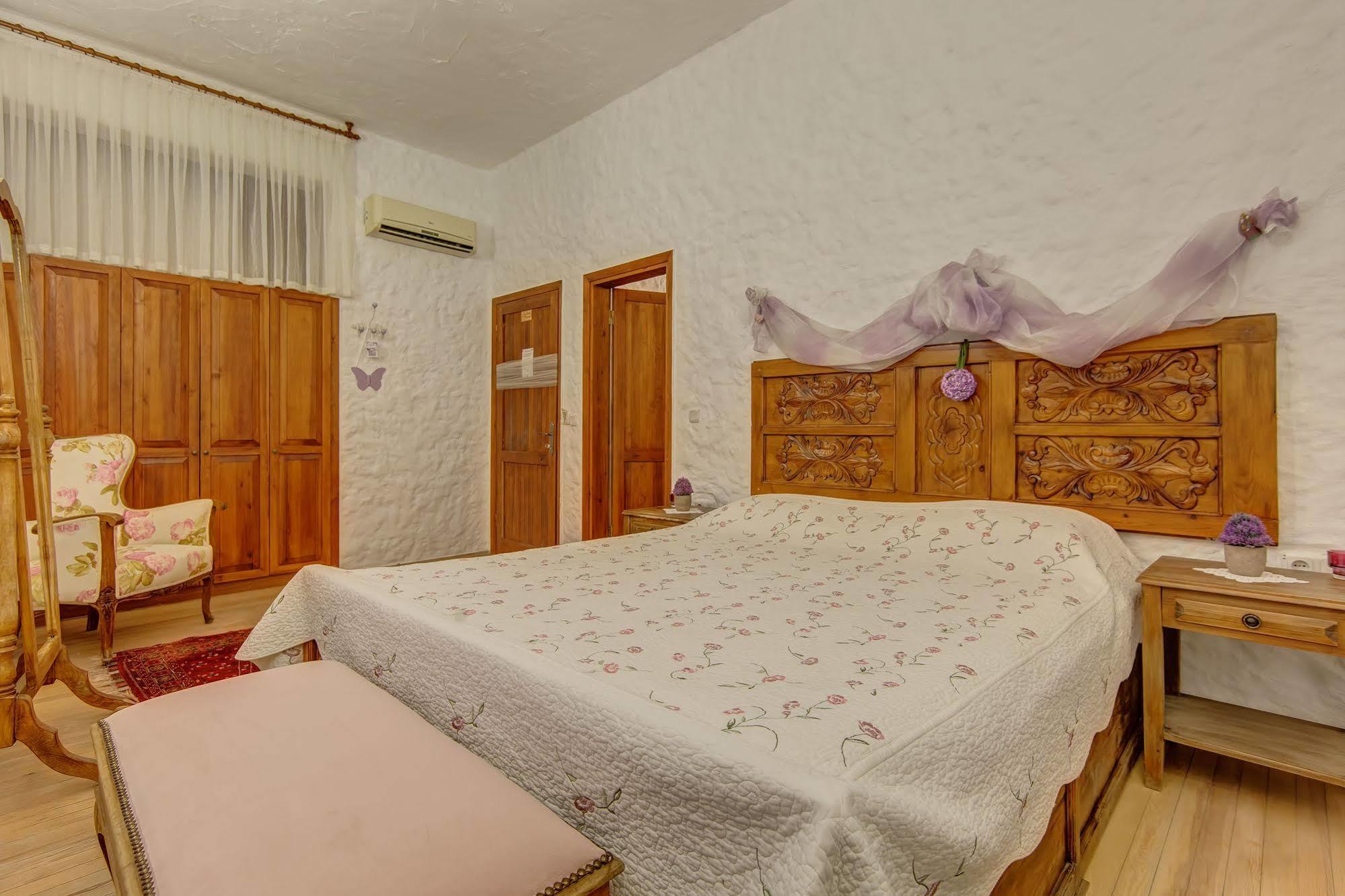 Lale Lodge Hotel Alaçatı Exteriör bild