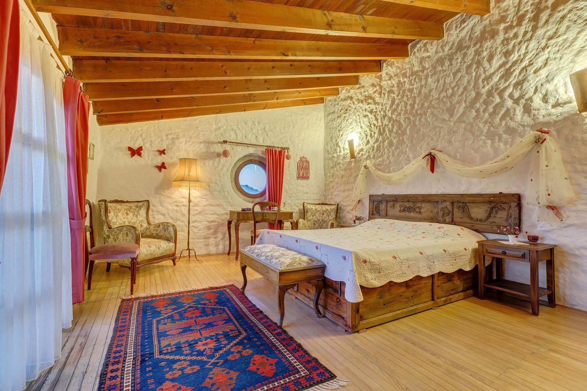 Lale Lodge Hotel Alaçatı Exteriör bild